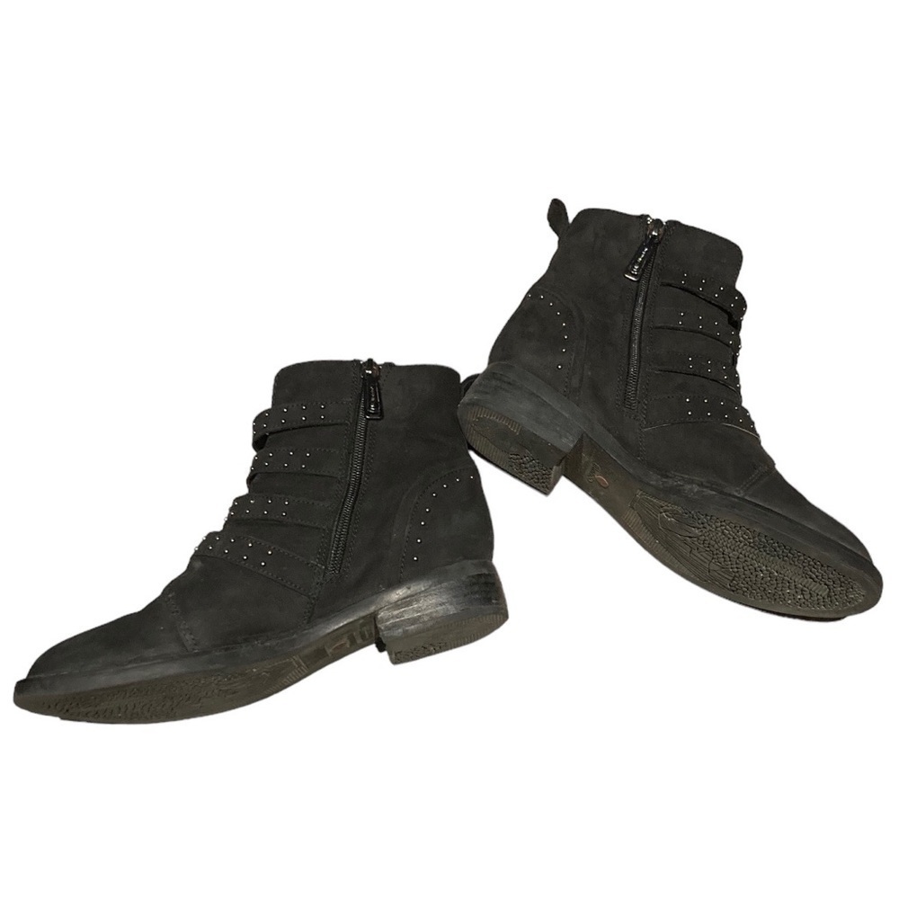 Blondo - Women’s Buckle Suede Ankle Booties - Picture 4 of 9